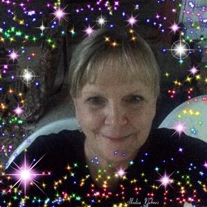 Meet your Posher, Carla